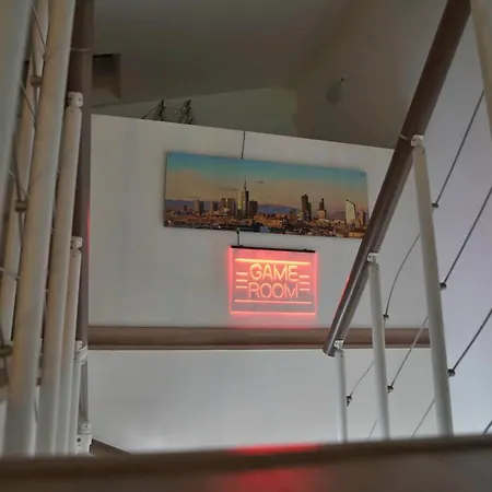 Rentopolis - Palazzo Candiani Apartment Milan