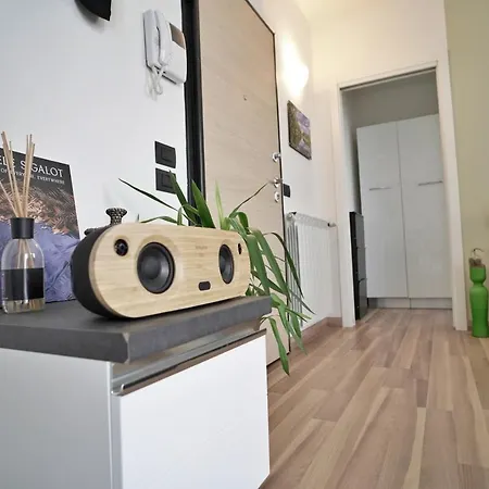 Apartment Rentopolis - Palazzo Candiani Milan