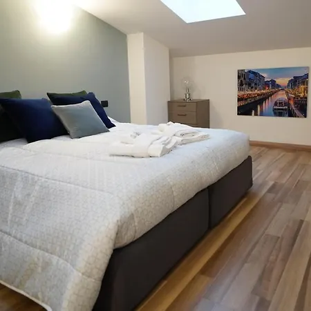 Apartment Rentopolis - Palazzo Candiani Milan
