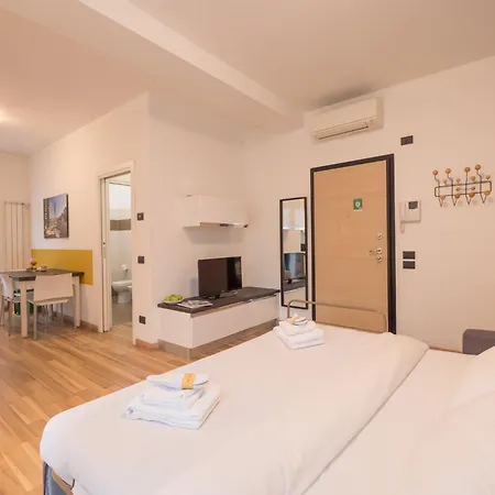 Rentopolis - Palazzo Candiani Apartment *
