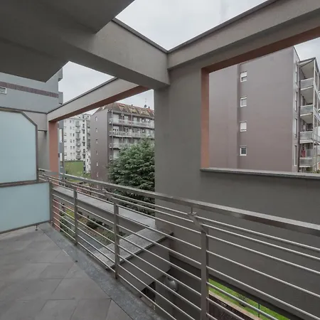 Apartment Rentopolis - Palazzo Candiani Milan