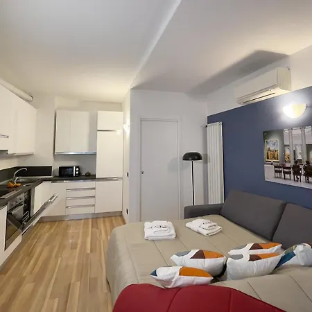 Rentopolis - Palazzo Candiani Apartment Milan